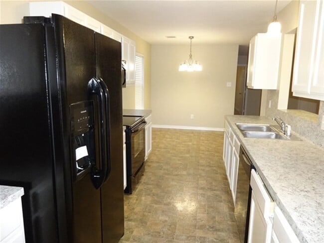2605 Zackery Ct in Dickinson, TX - Building Photo - Building Photo
