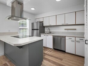 8500 SW Curry Dr in Wilsonville, OR - Building Photo - Building Photo