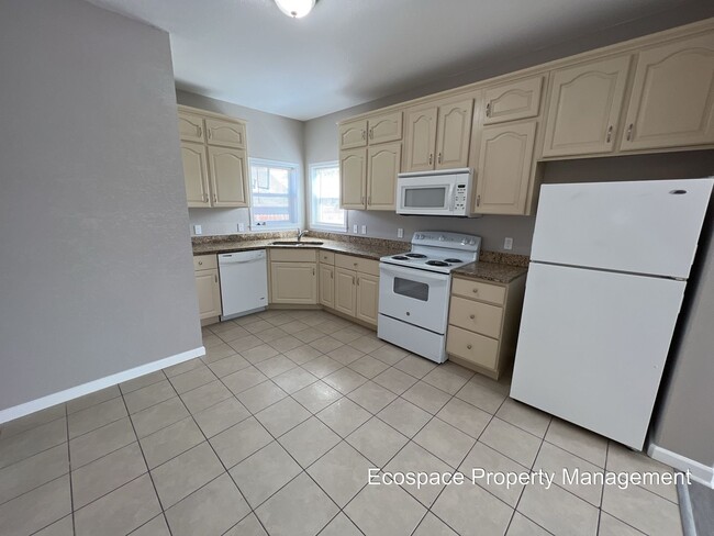 4520 Thompson Ct in Denver, CO - Building Photo - Building Photo