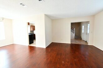4530 Texas Trail in Sugar Land, TX - Building Photo - Building Photo
