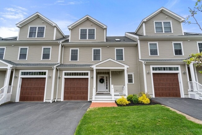 property at 12 Blueberry Hill Ln