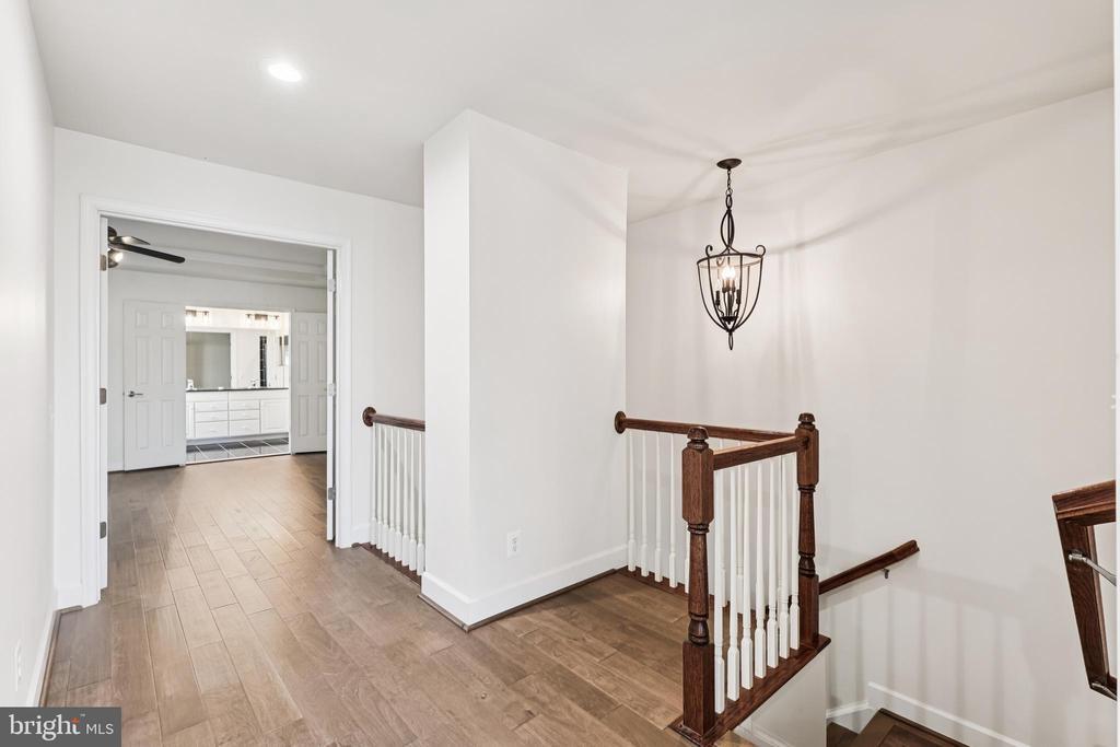 14551 Crossfield Way in Woodbridge, VA - Building Photo