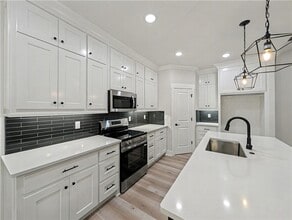 18 Hillswick Dr in Bella Vista, AR - Building Photo - Building Photo