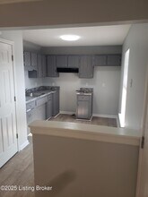 102 E Florence Ave in Louisville, KY - Building Photo - Building Photo