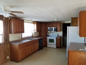 625 Beck Ave in Remsen, IA - Building Photo - Building Photo