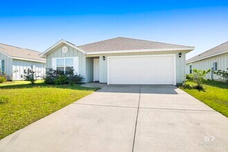 22420 Aleutian Ave in Foley, AL - Foto de edificio - Building Photo