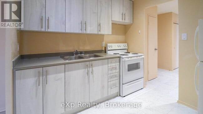 84 2nd St in Orangeville, ON - Building Photo - Building Photo