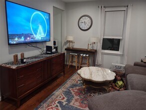22 Circle Dr in Tuxedo Park, NY - Building Photo - Building Photo