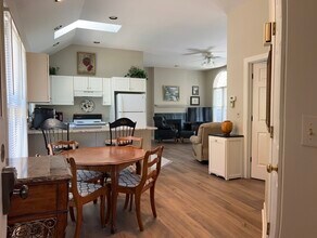 201 Plantation Dr, Unit Diane Paget in Southern Pines, NC - Foto de edificio - Building Photo