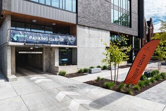 Karve on Broadway in Salt Lake City, UT - Building Photo - Building Photo