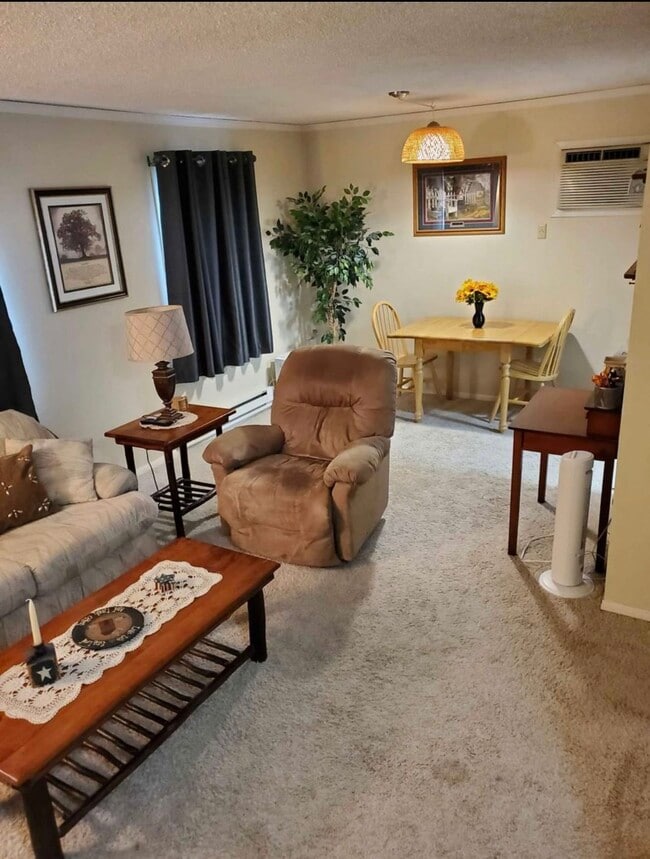 3608 10th Ln NW, Unit 1 in Rochester, MN - Foto de edificio - Building Photo