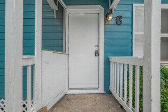 6 Jennische St in Baytown, TX - Building Photo - Building Photo