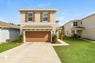 1158 Atlantic Ave in Fruitland Park, FL - Building Photo