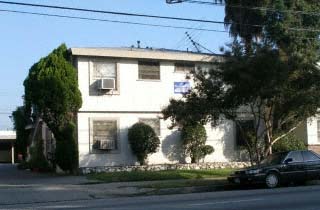 14741 Vanowen St in Van Nuys, CA - Building Photo - Building Photo