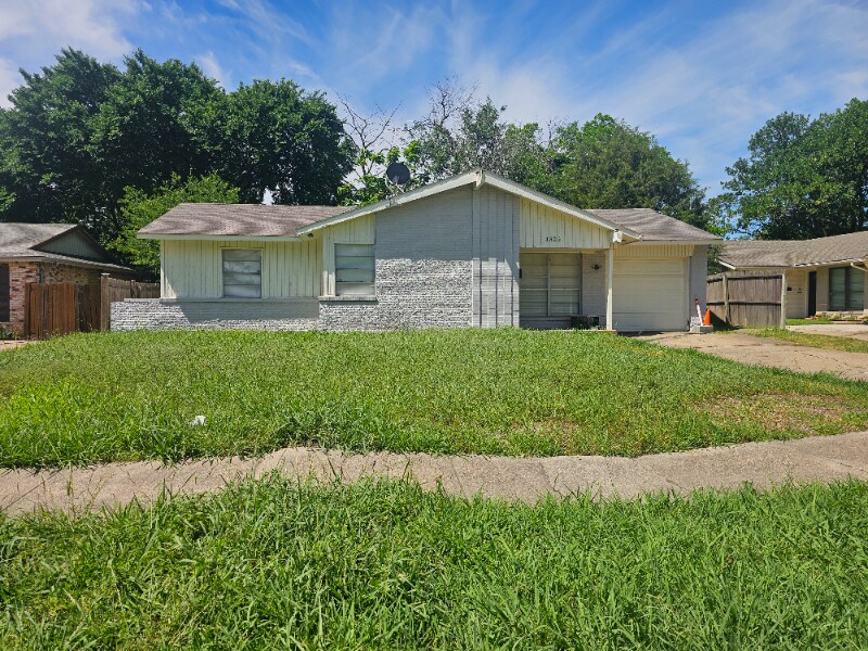 4325 Chestnut Dr in Mesquite, TX - Building Photo