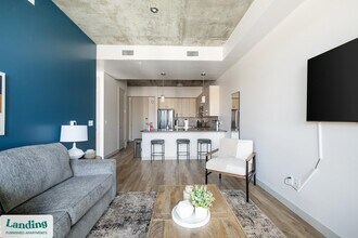 151 S State St in Salt Lake City, UT - Foto de edificio - Building Photo