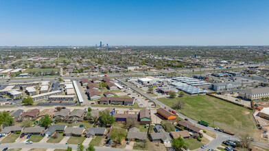 1100-1130 SW 77th Ter in Oklahoma City, OK - Building Photo - Building Photo