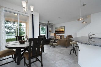 3844 Silverlake Way in Wesley Chapel, FL - Building Photo - Building Photo
