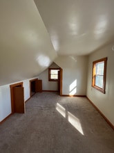 111 Gregg Lake Rd in Antrim, NH - Building Photo - Building Photo