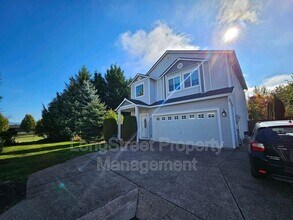 20734 Jacob Ln in Fairview, OR - Building Photo - Building Photo