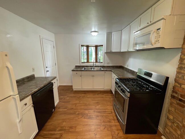 2939 Sachs St, Unit 1