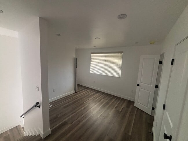 6909 Otis Ave in Bell, CA - Building Photo - Building Photo