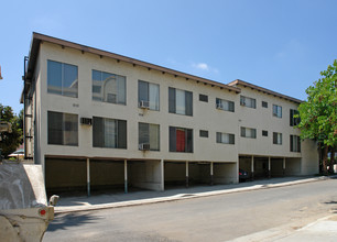 8600 Rugby Dr in West Hollywood, CA - Building Photo - Building Photo