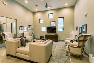 Villages at Domain in Austin, TX - Foto de edificio - Interior Photo