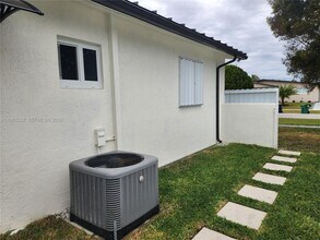 12460 SW 187th Terrace in Miami, FL - Building Photo - Building Photo