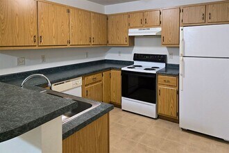 GREENVILLE GATES in Greenville, WI - Building Photo - Building Photo