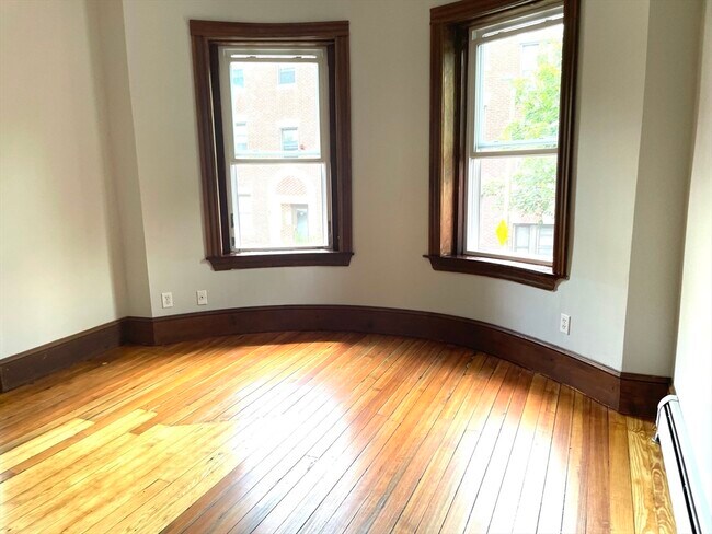 property at 28 Montebello Rd