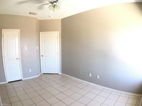 3200 Hillcrest Dr in Mission, TX - Building Photo - Building Photo