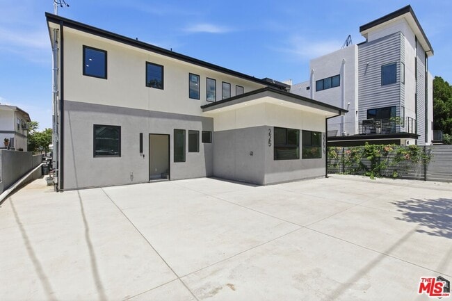 property at 225 N Burlington Ave