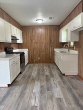 318 Middle St in Okolona, MS - Building Photo - Building Photo