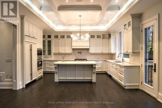 77 Stuart Ave in Toronto, ON - Building Photo - Building Photo