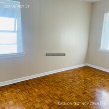 309 Quincy St in West Orange, TX - Building Photo - Building Photo