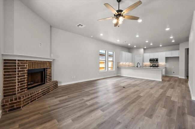 property at 3202 Farmhouse Ave