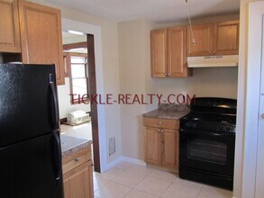 48 Henrietta St in Rochester, NY - Building Photo - Building Photo