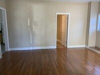 422 S Webster St photo'