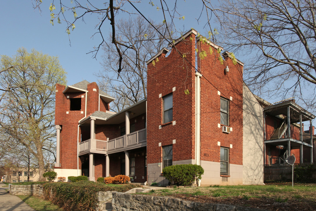 Annex of Station House Square Apartments in Louisville, KY - Building Photo