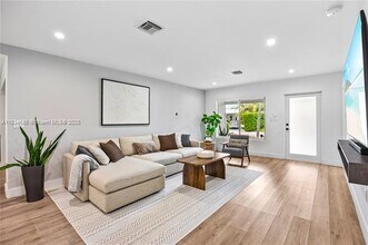 9008 Emerson Ave in Surfside, FL - Building Photo - Building Photo