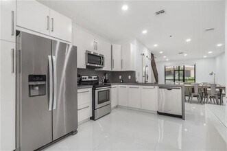 4204 Vineyard Cir in Weston, FL - Building Photo - Building Photo