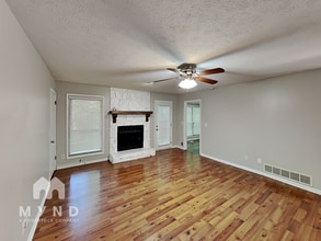 1253 Blazing Ridge W SW in Lawrenceville, GA - Foto de edificio - Building Photo