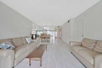 7500 NW 4th Pl in Margate, FL - Building Photo - Building Photo