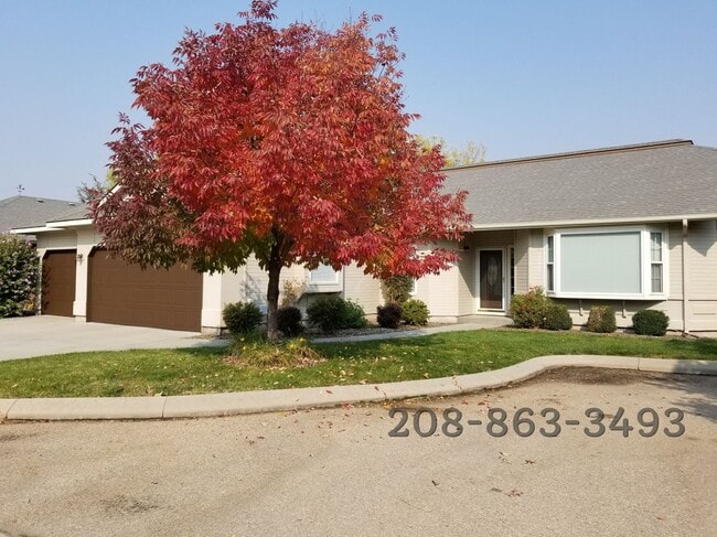 2386 E Three Bars Dr in Meridian, ID - Building Photo - Building Photo