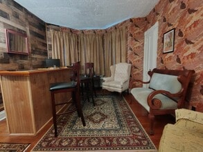 35 Sisson Ave in Hartford, CT - Foto de edificio - Building Photo