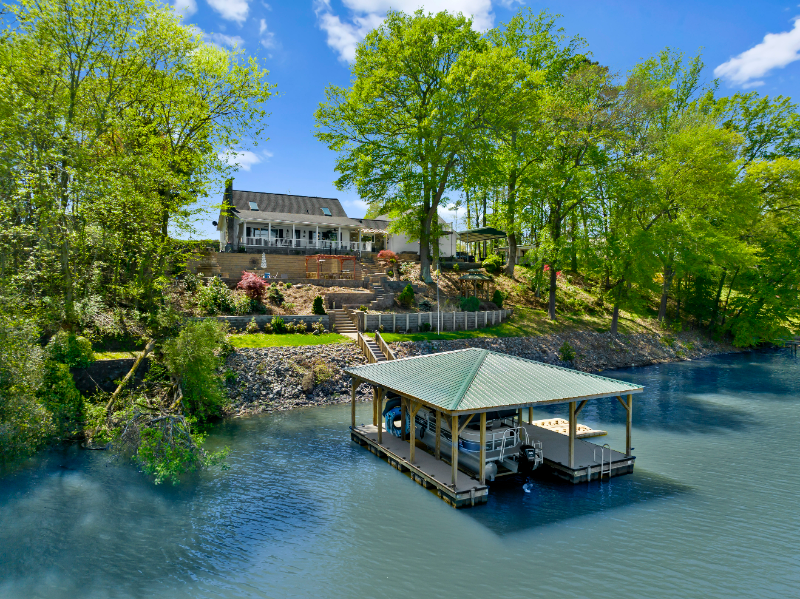 2296 Clyde Rd in Catawba, NC - Building Photo