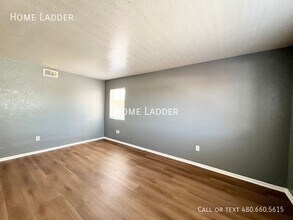 4961 S Park Ave in Tucson, AZ - Building Photo - Building Photo