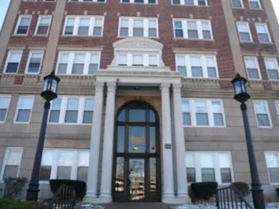 1795 Commonwealth Ave in Boston, MA - Foto de edificio