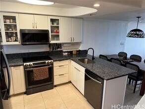 1212 Punahou St in Honolulu, HI - Building Photo - Building Photo